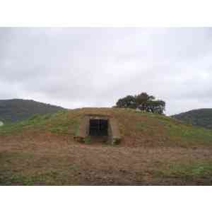 Click para ampliar. Pulsa en el nombre para ver la ficha. Badajoz - Dólmen Granja del Toriñuelo - Tumulo